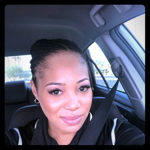 Meet your Posher, Mallory